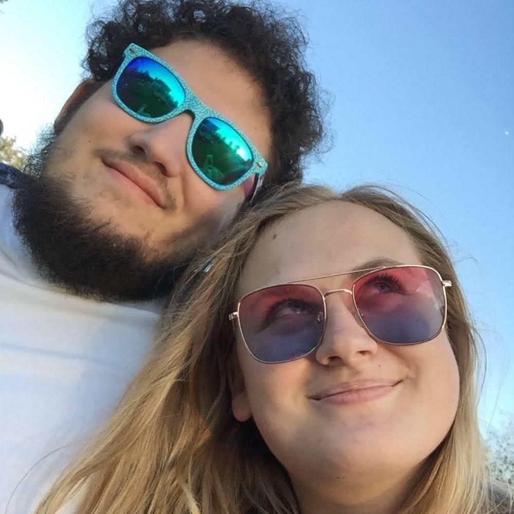 Meet your Posher, Hunter